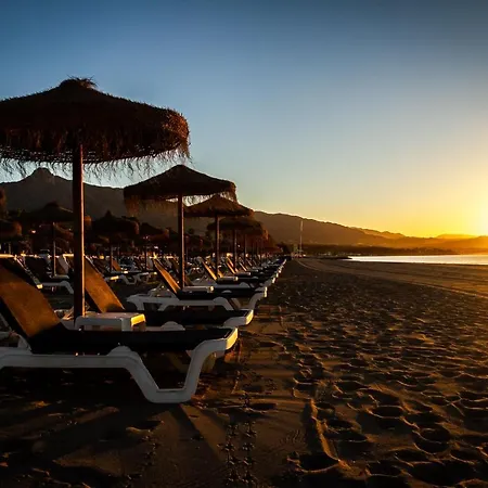 Banús Dama De Noche Apartamento Marbella